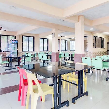 Oyo 48915 Chaitanya Green Park Hotel Vani Luaran gambar