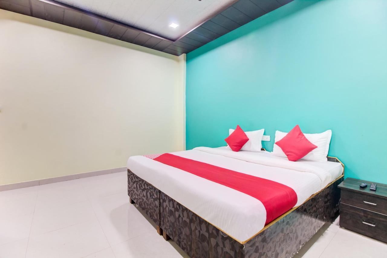 Oyo 48915 Chaitanya Green Park Hotel Vani Luaran gambar